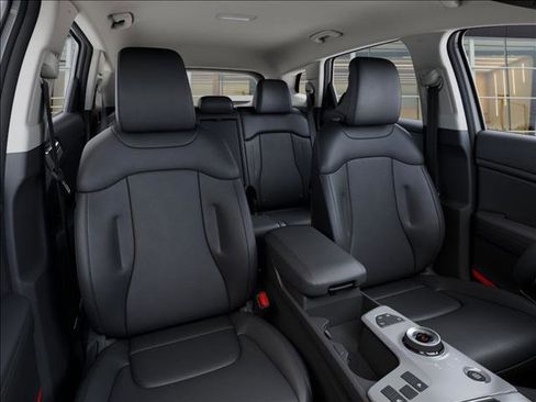 Used 2026 Kia Sportage AWD Hybrid image 15