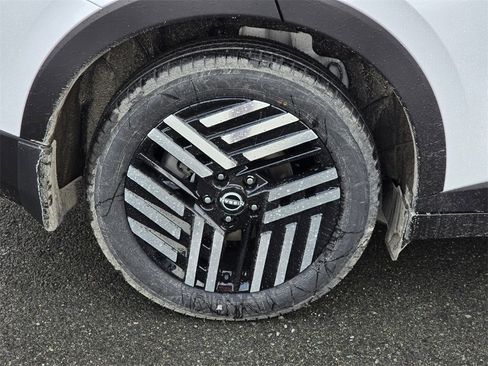 New 2026 Nissan Leaf SV+ w/ Floor Mat Package (SV+) image 9