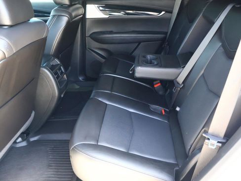 Used 2024 Cadillac XT5 Premium Luxury FWD image 25