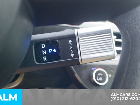 Used 2025 Hyundai Sonata SEL FWD image 12