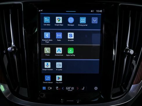 Used 2025 Volvo V60 B5 Cross Country Plus image 15