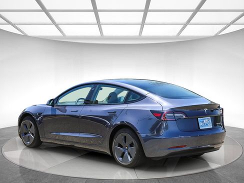 Used 2022 Tesla Model 3 Long Range AWD/4WD image 2