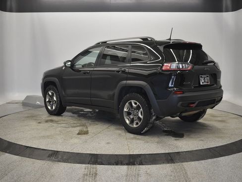 Used 2019 Jeep Cherokee Trailhawk w/ Cold Weather Group image 6