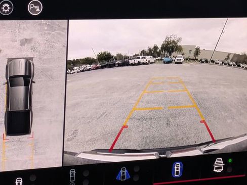 Certified 2024 GMC Canyon Elevation w/ Convenience Package image 24