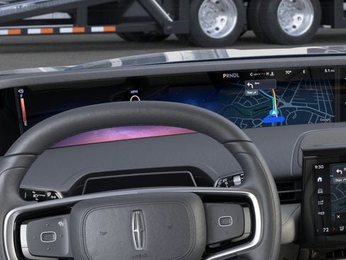 New 2026 Lincoln Nautilus Reserve AWD/4WD image 13