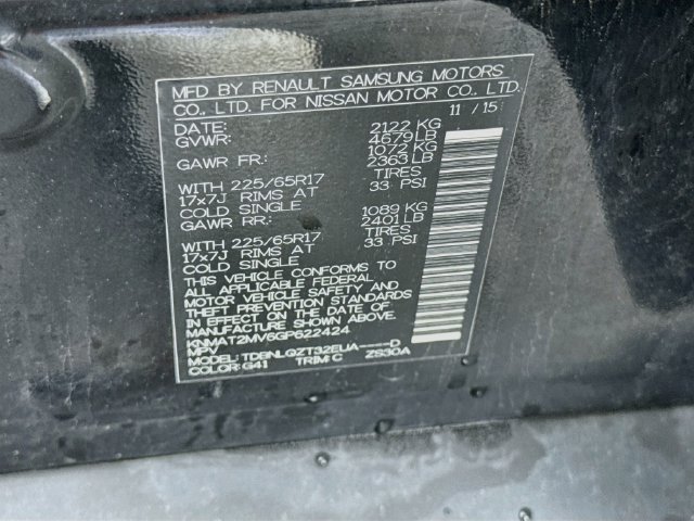 Used 2016 Nissan Rogue SV AWD/4WD image 27