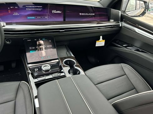 New 2026 Cadillac Escalade Luxury w/ Touring Package image 14