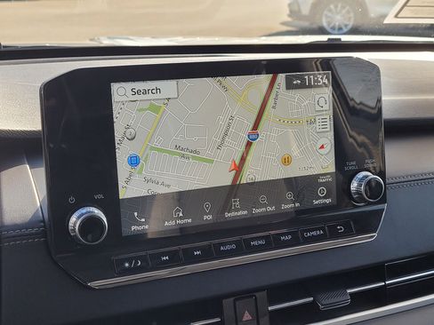 Used 2024 Mitsubishi Outlander SE image 25