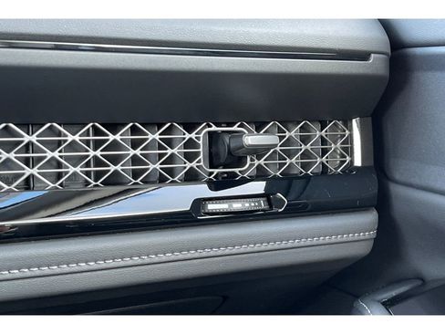 Certified 2025 Honda Accord Touring image 29