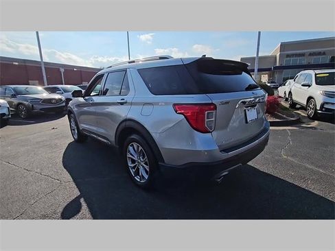 Used 2021 Ford Explorer Limited w/ Equipment Group 301A image 32