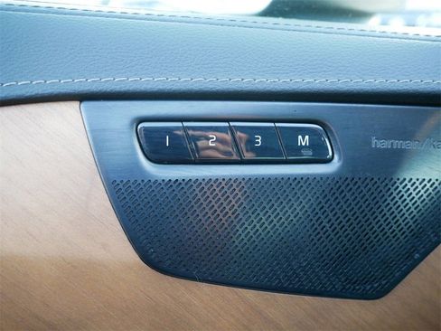 Used 2020 Volvo XC90 T6 Inscription image 15