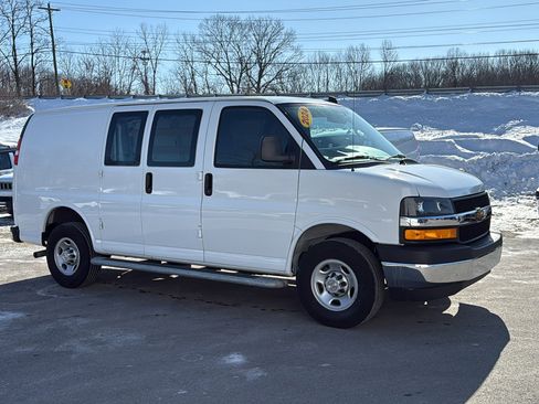 Used 2024 Chevrolet Express 2500 w/ Driver Convenience Package image 2