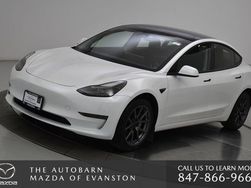 Used 2023 Tesla Model 3 Standard Range image 15
