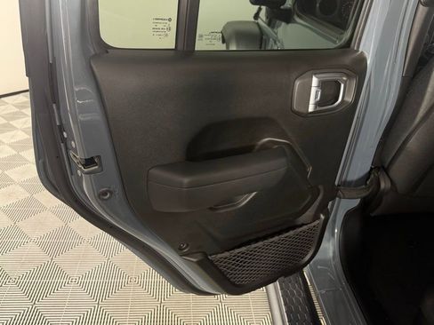 Used 2024 Jeep Wrangler Unlimited w/ Technology Group AWD/4WD image 26