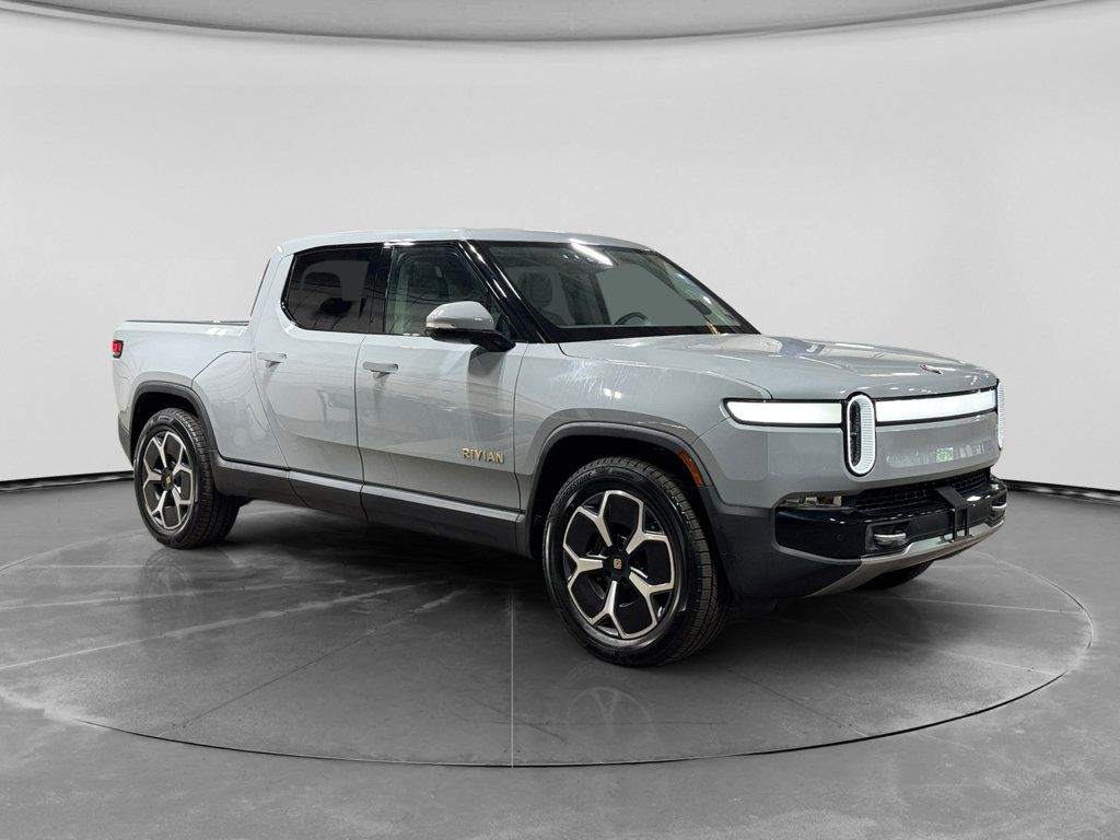 Used 2022 Rivian R1T Adventure AWD/4WD image 4