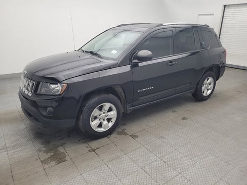 Used 2017 Jeep Compass Sport w/ Power Value Group image 2