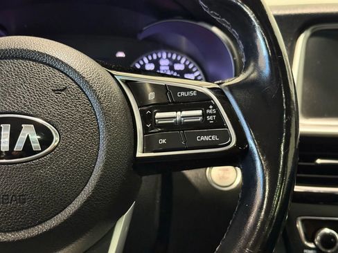 Used 2020 Kia Optima SE image 17