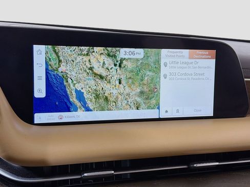 Used 2023 Genesis G90 3.5T image 18