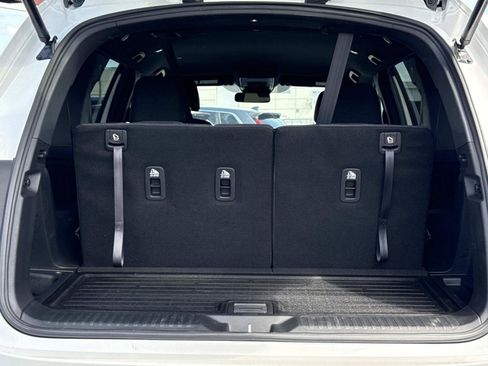 Used 2026 Honda Pilot Sport image 12