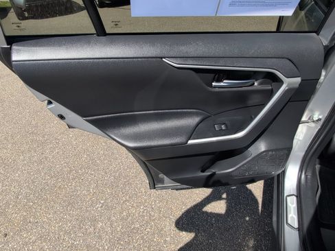 Used 2021 Toyota RAV4 XLE Premium AWD/4WD image 14