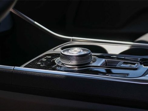 New 2026 Kia Carnival EX image 25