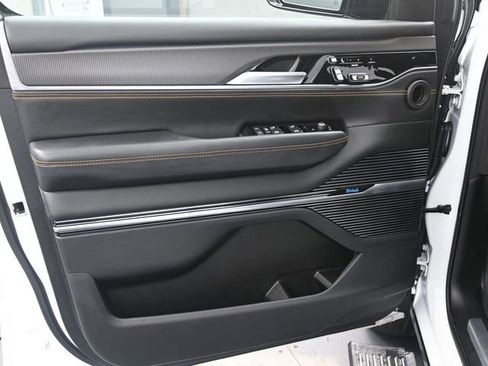 Used 2024 Jeep Grand Wagoneer L Series III w/ Quick Order Packagew 28T image 9