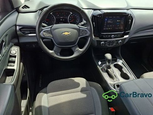 Used 2021 Chevrolet Traverse LT FWD image 11