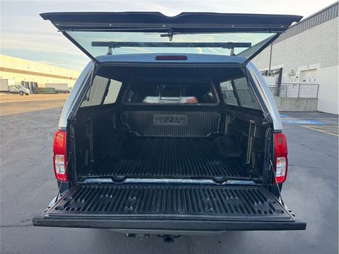 Used 2019 Nissan Frontier SV AWD/4WD image 17