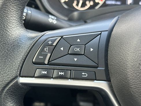 Used 2024 Nissan Altima 2.5 SV image 25