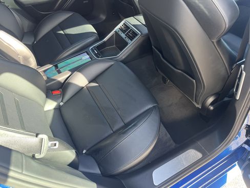 Certified 2018 Porsche Panamera 4S image 18