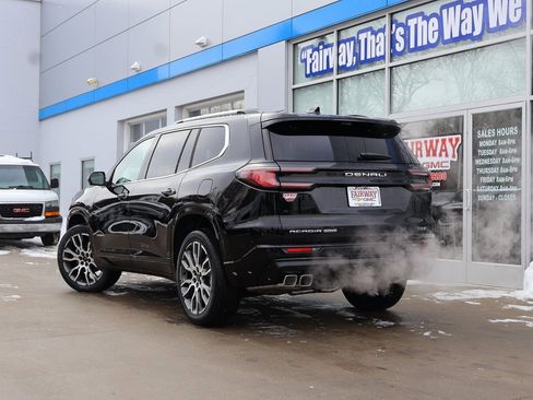 New 2026 GMC Acadia Denali Ultimate w/ LPO, Floor Liner Package image 42
