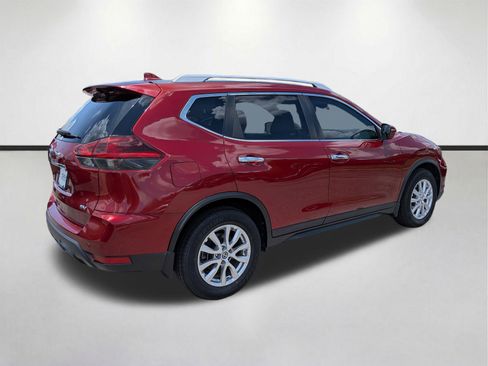 Used 2019 Nissan Rogue SV FWD image 4