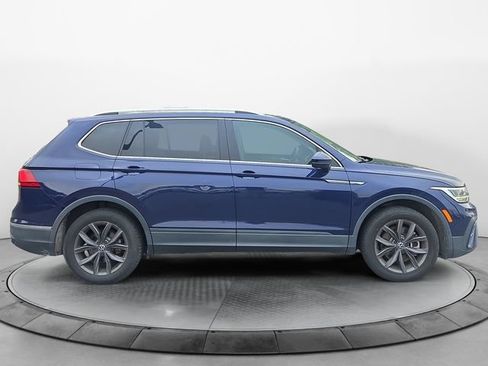 Used 2023 Volkswagen Tiguan SE FWD image 6