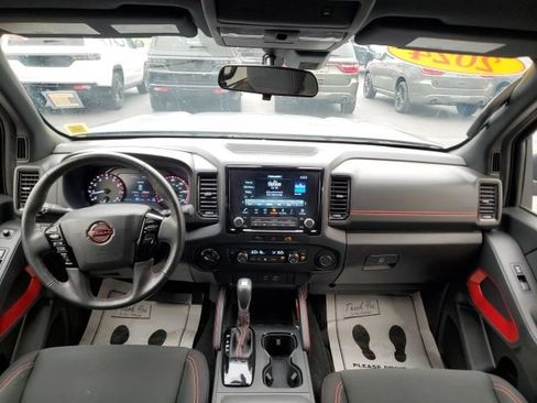 Used 2024 Nissan Frontier PRO-4X w/ Off-Road Protection Package AWD/4WD image 16