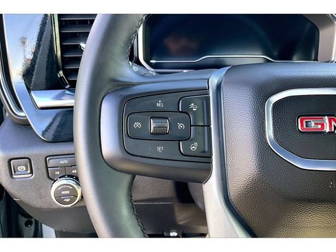 Used 2025 GMC Sierra 1500 Elevation AWD/4WD image 12