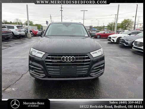 Used 2020 Audi Q5 e Prestige w/ Prestige Package AWD/4WD image 3