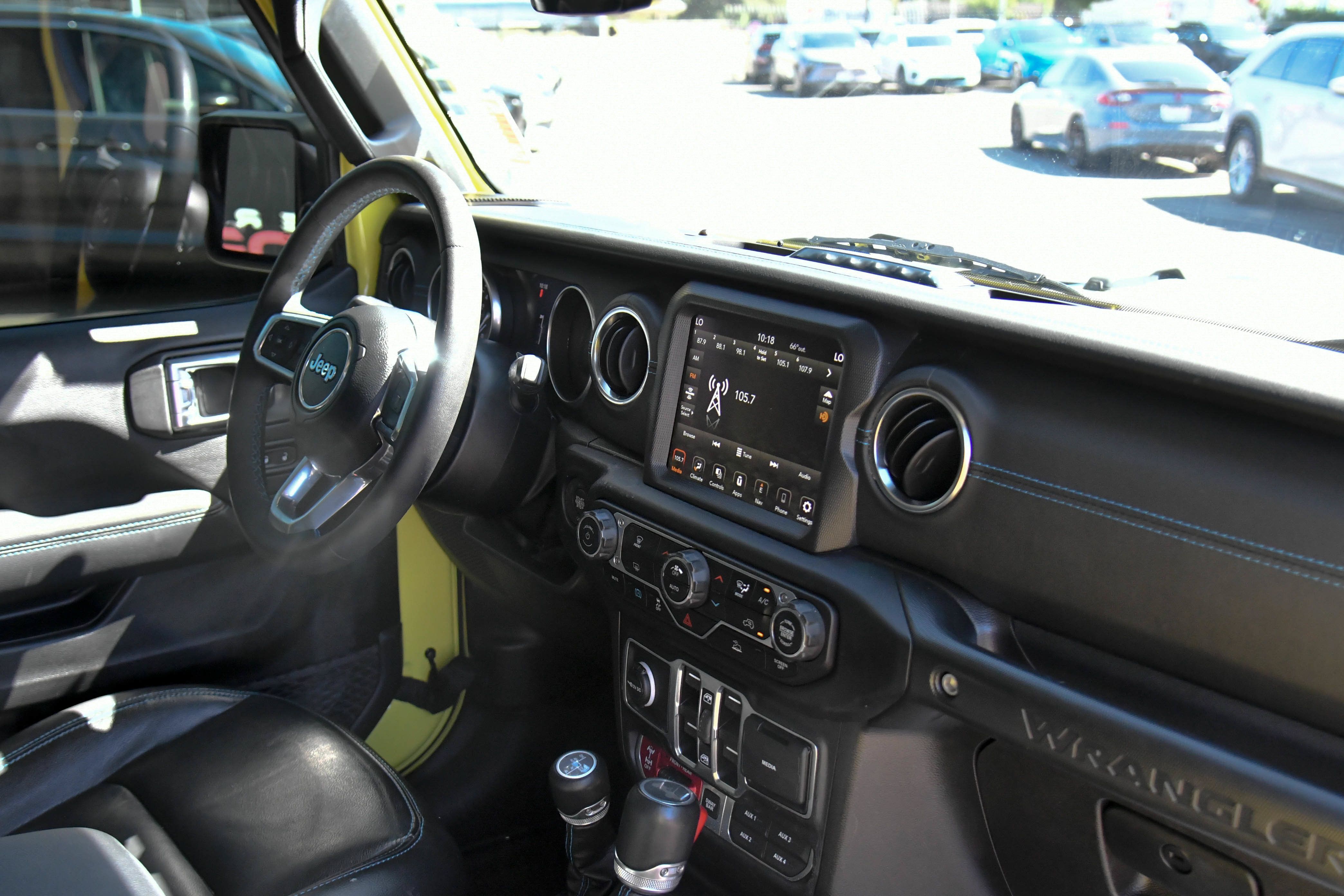 Used 2023 Jeep Wrangler Unlimited Rubicon 4xe w/ Steel Bumper Group AWD/4WD image 49