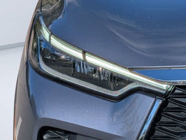 Used 2023 INFINITI QX60 Sensory w/ Vision Package AWD/4WD image 9