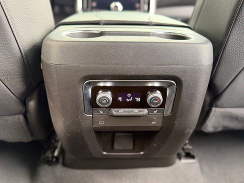 Used 2025 GMC Yukon XL Denali RWD image 55
