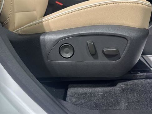 New 2026 Buick Enclave Preferred image 18