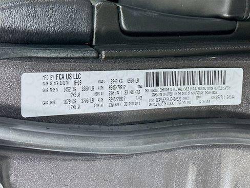 Used 2018 Jeep Grand Cherokee Laredo image 12