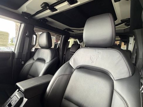 New 2026 Ford Bronco Badlands AWD/4WD image 6