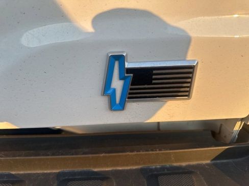 Used 2024 Ford F150 Lightning Flash image 18