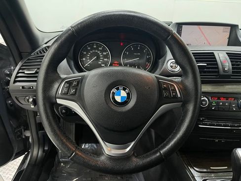 Used 2013 BMW 128i Convertible image 21