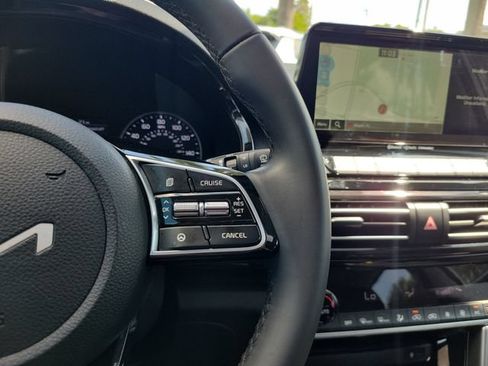 Used 2023 Kia Seltos EX AWD/4WD image 21