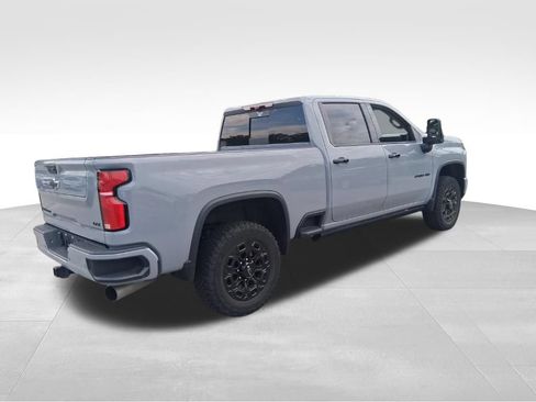 Used 2024 Chevrolet Silverado 2500 LTZ w/ LTZ Plus Package AWD/4WD image 5