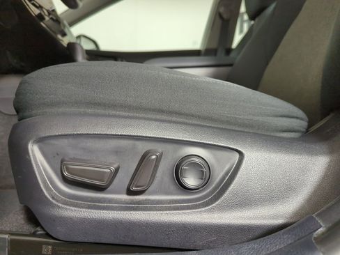 Used 2024 Toyota Camry LE image 25