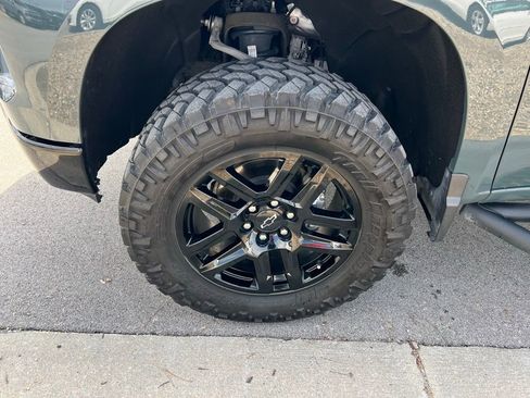 Used 2025 Chevrolet Silverado 1500 LT Trail Boss w/ Convenience Package II image 13