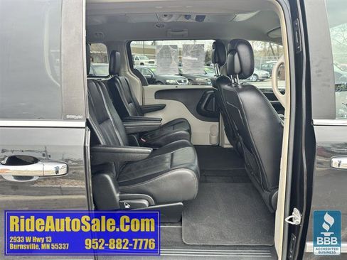 Used 2012 Chrysler Town & Country Touring-L w/ Entertainment Group #2 image 16