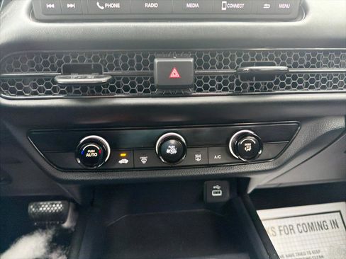 Used 2023 Honda HR-V LX image 23